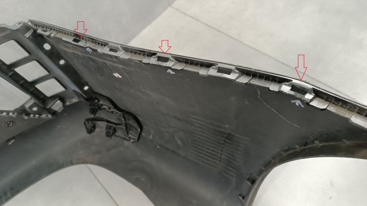 Zadnji branik HYUNDAI STARIA 21-