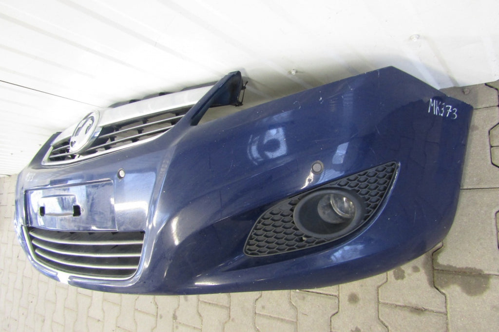 Prednji branik Opel Zafira B Lift 08-14