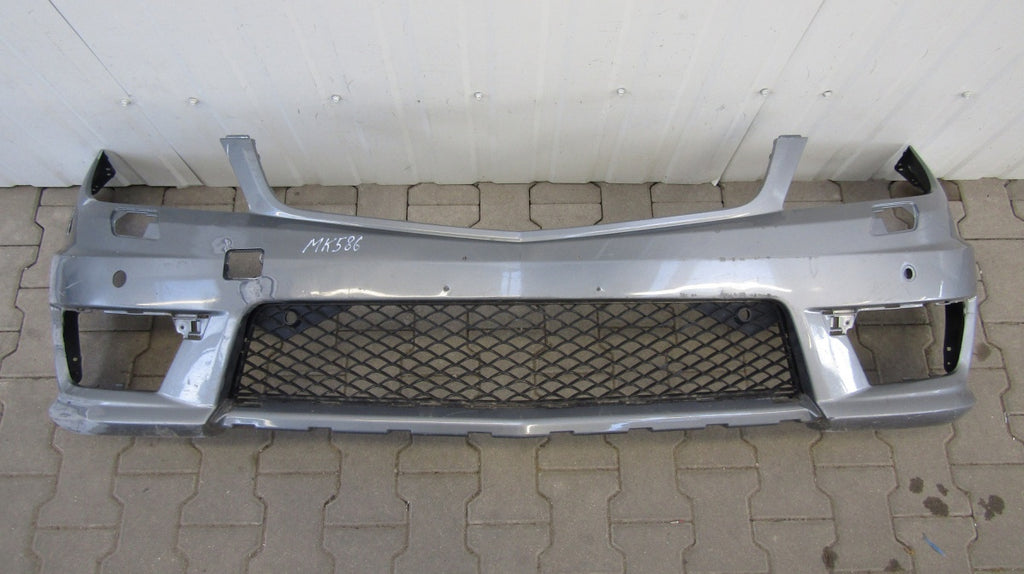 Prednji branik Mercedes 204 6.3 63 AMG Lift USA 11-