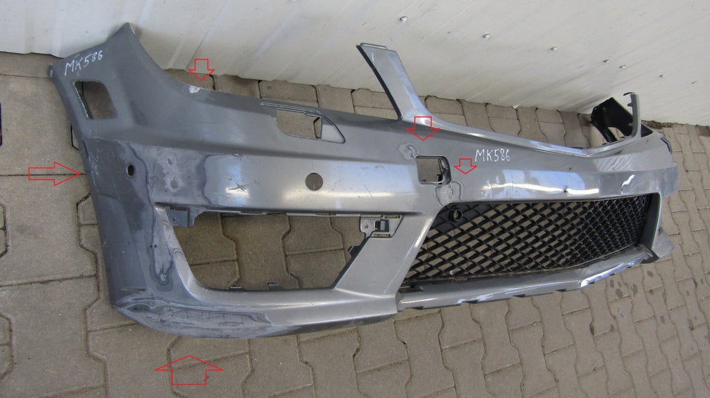 Prednji branik Mercedes 204 6.3 63 AMG Lift USA 11-