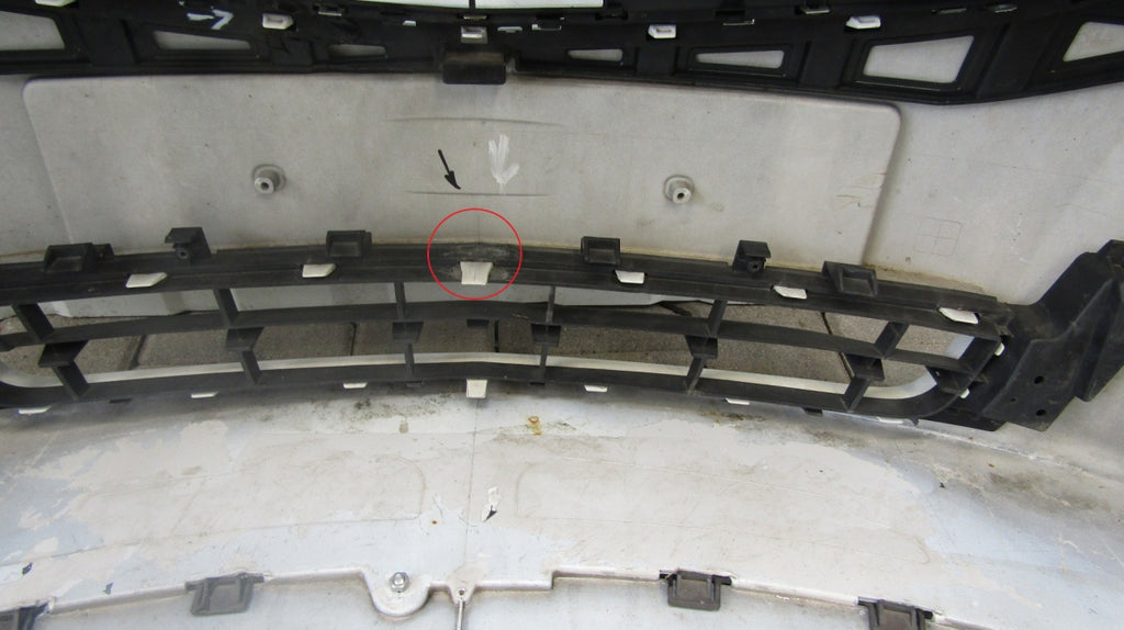 Prednji branik Opel Insignia A I 08-13