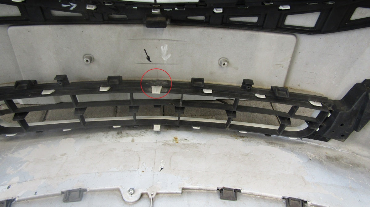 Prednji branik Opel Insignia A I 08-13