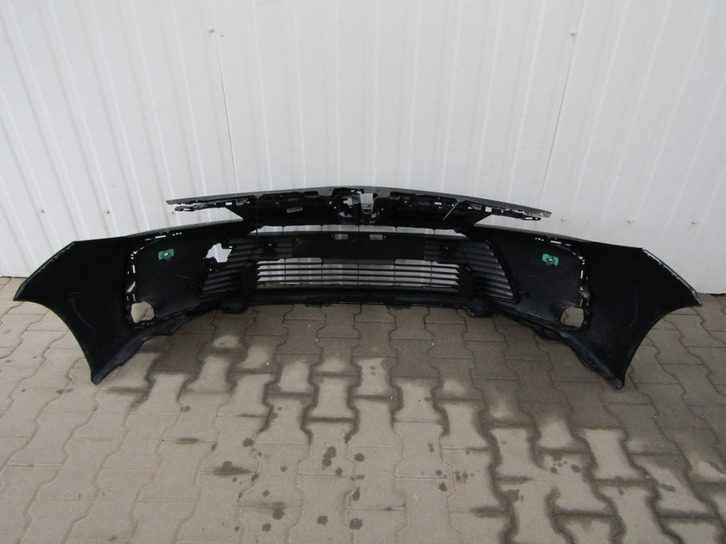 Prednji branik Toyota Corolla E21 XII Sedan 18-