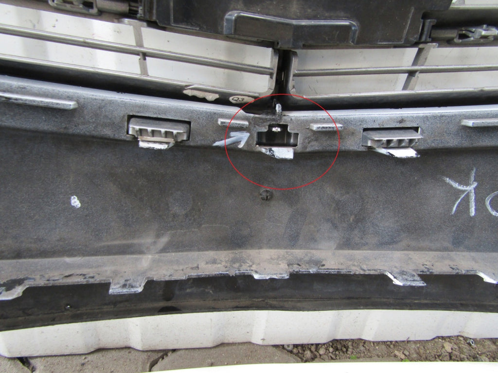 Prednji branik Mercedes E W212 Lift 12-16 Elegance