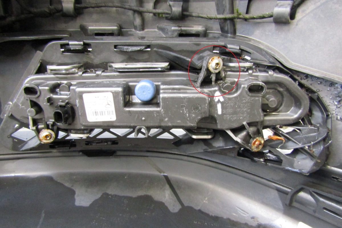 Prednji branik Mercedes S klasa W221 Lift 09-13