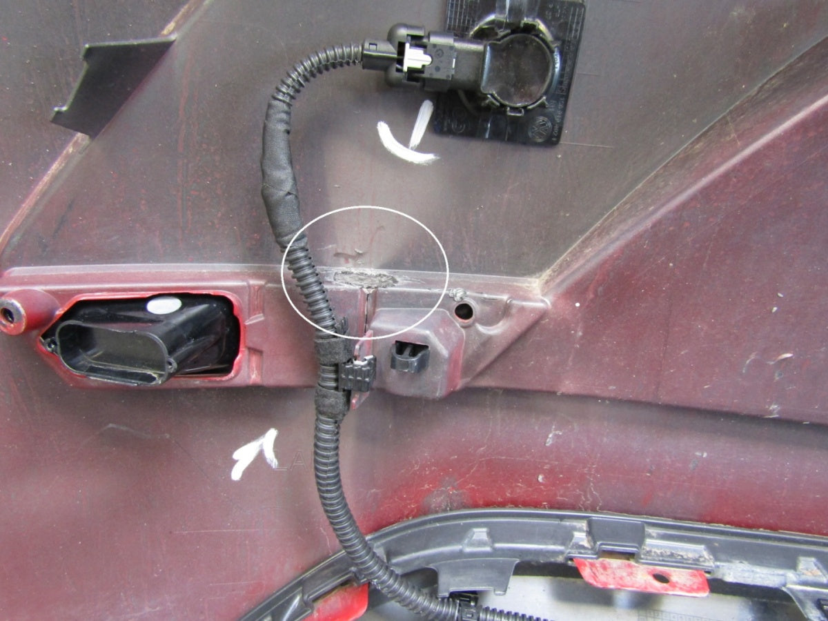Zadnji branik VW Up 1S6 Lift 16- (Kamera + PDC)