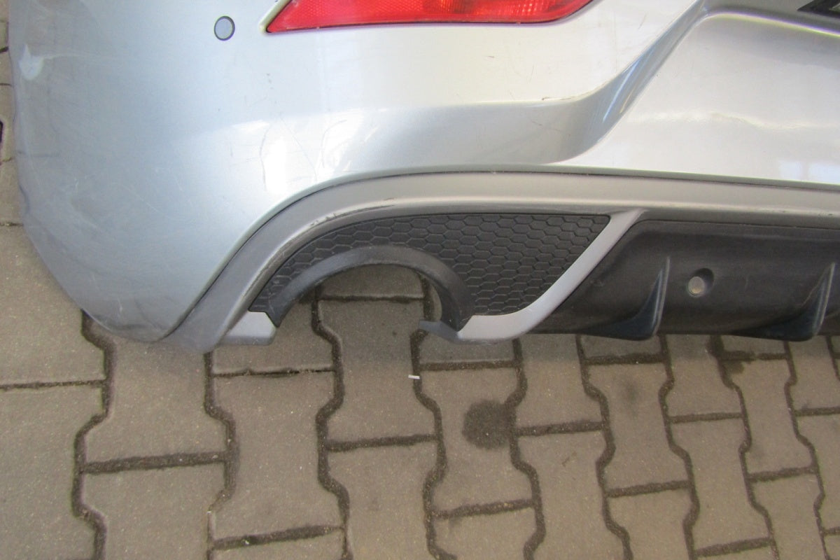 Zadnji branik Volvo V40 R-Design 12-