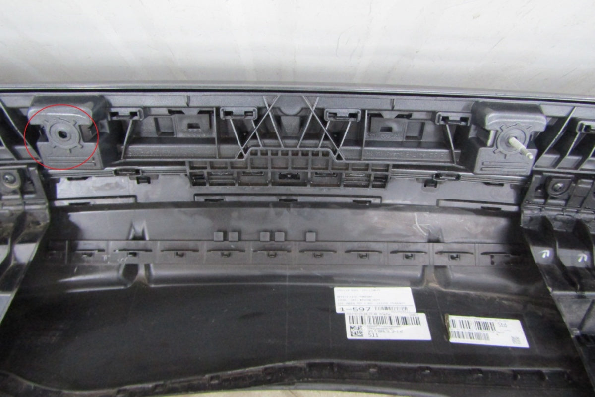 Zadnji branik Audi A4 B9 8W9 Lift karavan S-Line 19- / ŚLIZGI