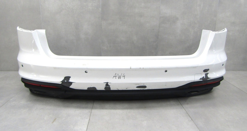 Zadnji branik tylni Audi A4 B9 8W9 Lift karavan 19-
