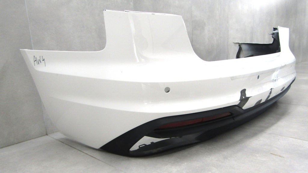 Zadnji branik tylni Audi A4 B9 8W9 Lift karavan 19-