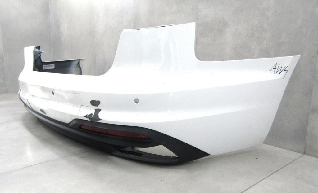 Zadnji branik tylni Audi A4 B9 8W9 Lift karavan 19-