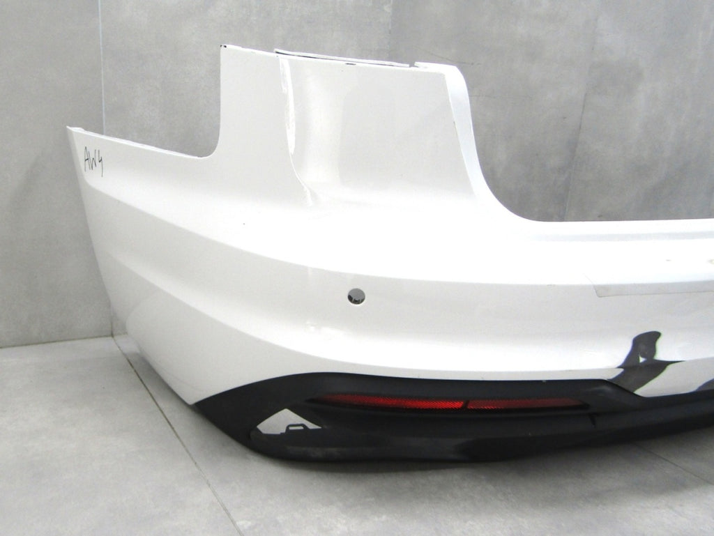 Zadnji branik tylni Audi A4 B9 8W9 Lift karavan 19-