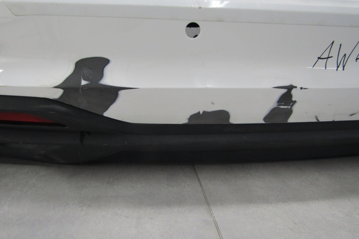 Zadnji branik tylni Audi A4 B9 8W9 Lift karavan 19-