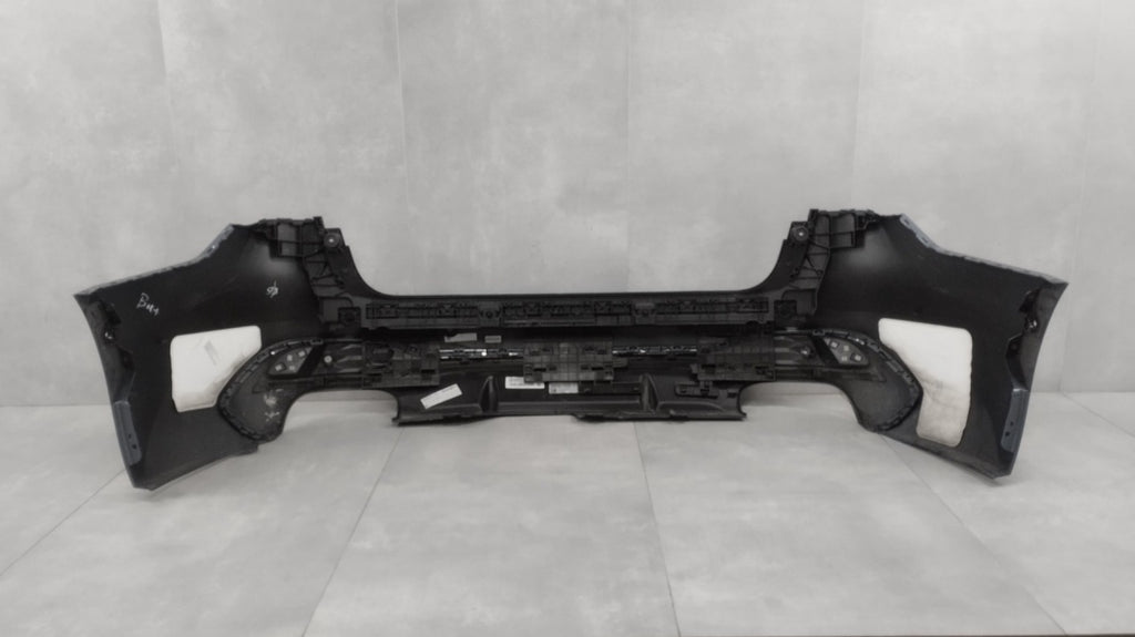 Zadnji branik Audi A5 III 8B3 B10 24-
