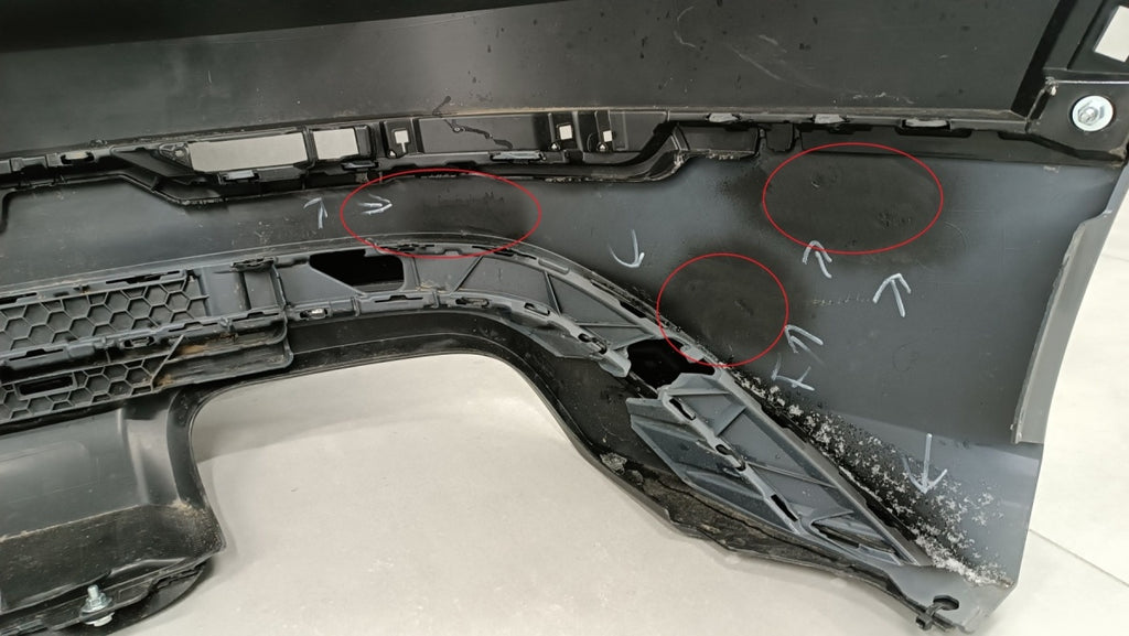 Zadnji branik Audi SQ8 4M8 S-line LIFT 23-