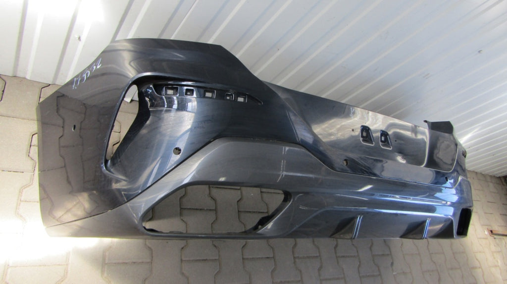 Zadnji branik BMW 8 G16 M paket 18-