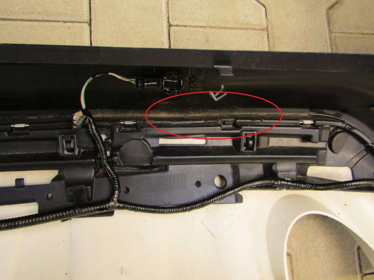 Zadnji branik FORD KUGA MK2 TITANIUM ST lift 16- (6xPDC)