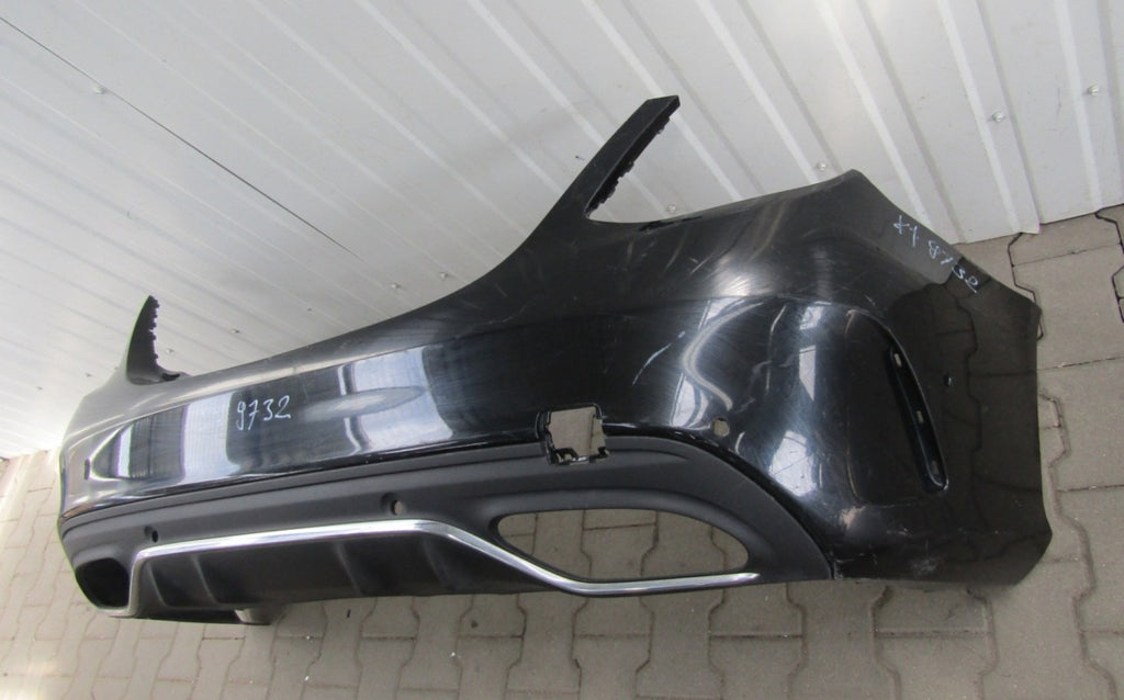 Zadnji branik MERCEDES C klasa 205 AMG SEDAN LIFT