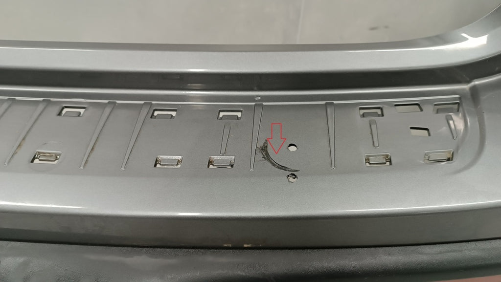 Zadnji branik Mercedes 243 X243 EQB GLB 21-26