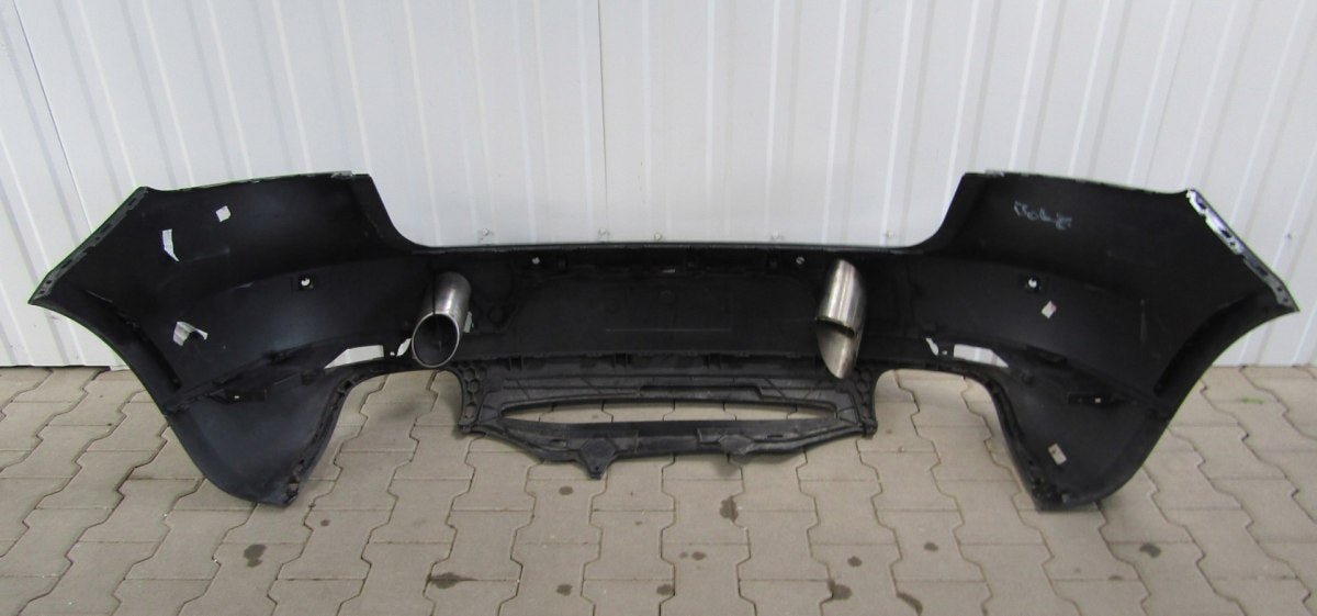 Zadnji branik PORSCHE MACAN 95B 13-/KOŃCÓWKI WYDECHU