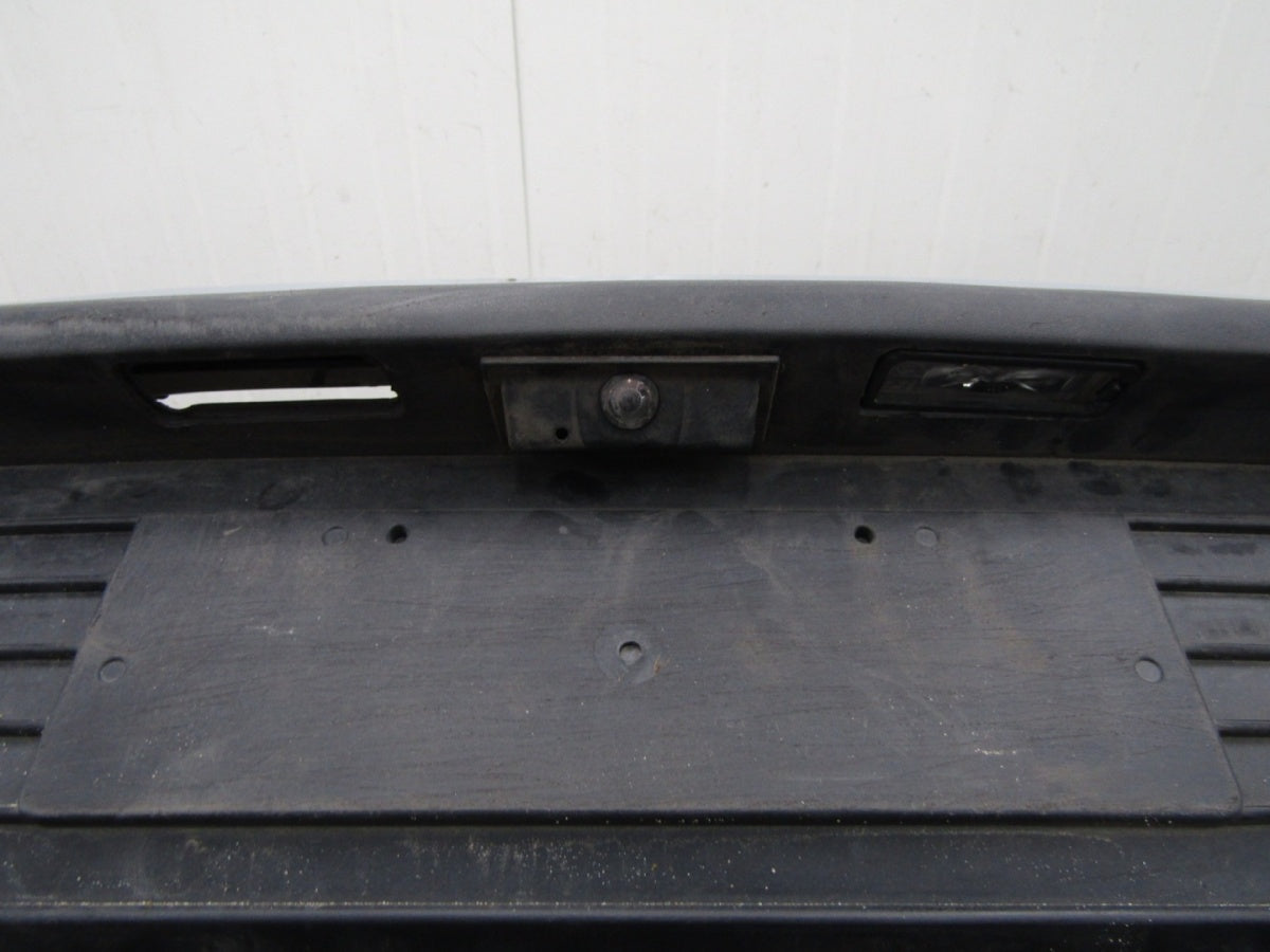 Zadnji branik Porsche Taycan 9J1 19-