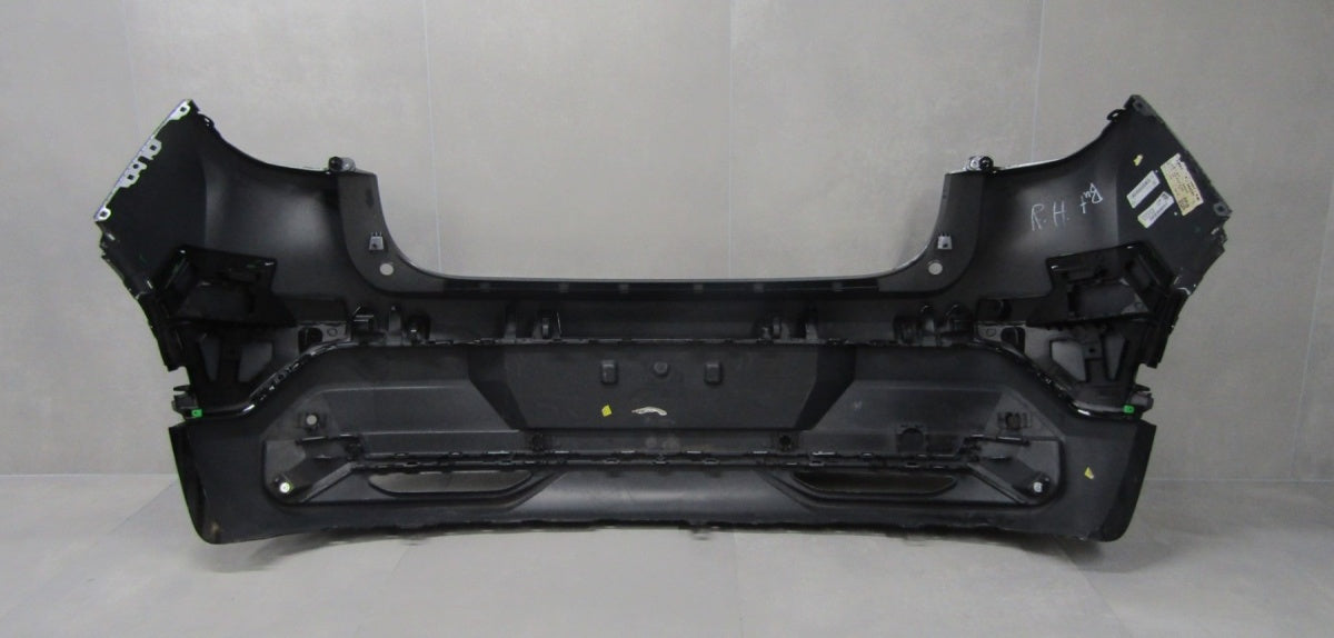 Zadnji branik Renault Megane V E Tech E-TECH 21-