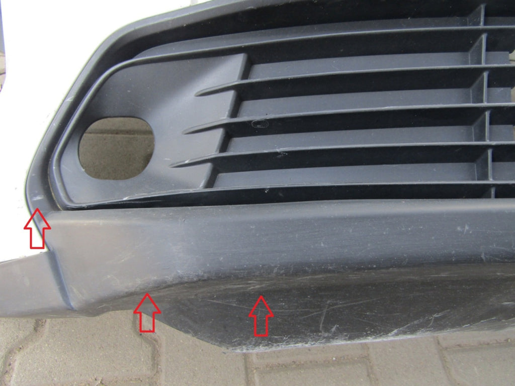 Prednji branik Toyota Yaris Cross 21-