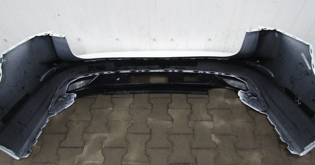 Zadnji branik VW GOLF VIII 8 5H9 karavan 20- / 4PDC