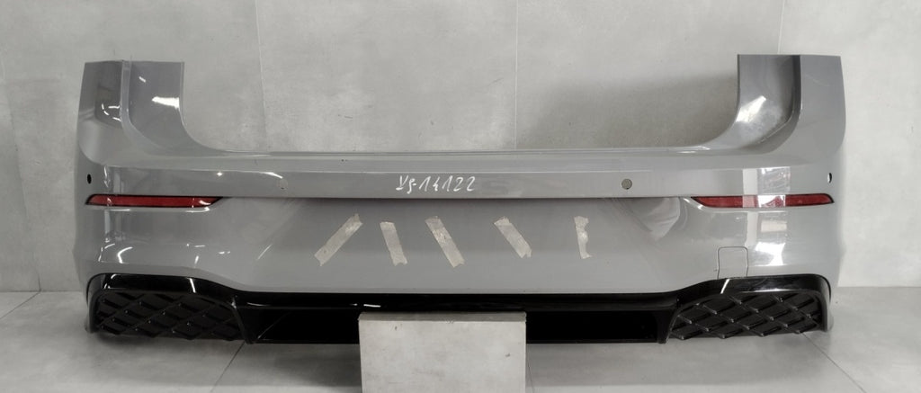 Zadnji branik VW Golf 8 VIII 5H6 HB R-LINE LIFT 24-