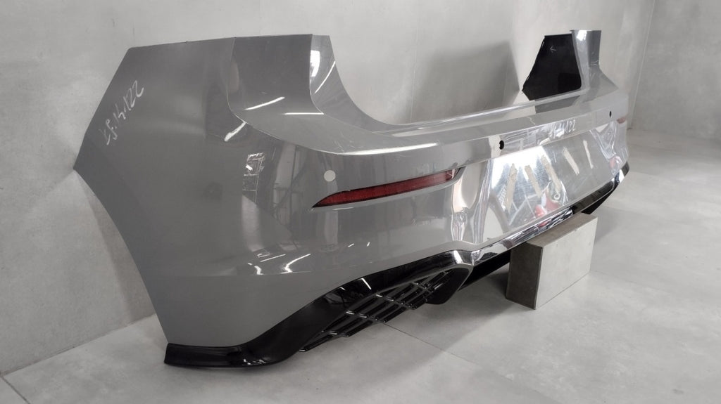 Zadnji branik VW Golf 8 VIII 5H6 HB R-LINE LIFT 24-