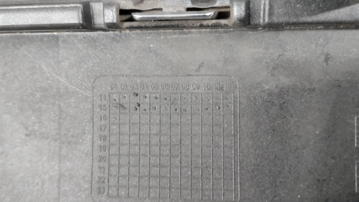 Zadnji branik VW TOUAREG 7P6 R-LINE LIFT 14-18