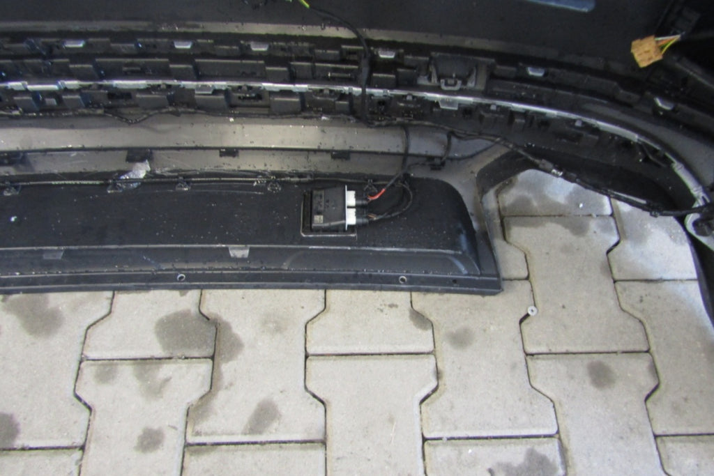 Zadnji branik VW Touareg III R-Line 760 18-