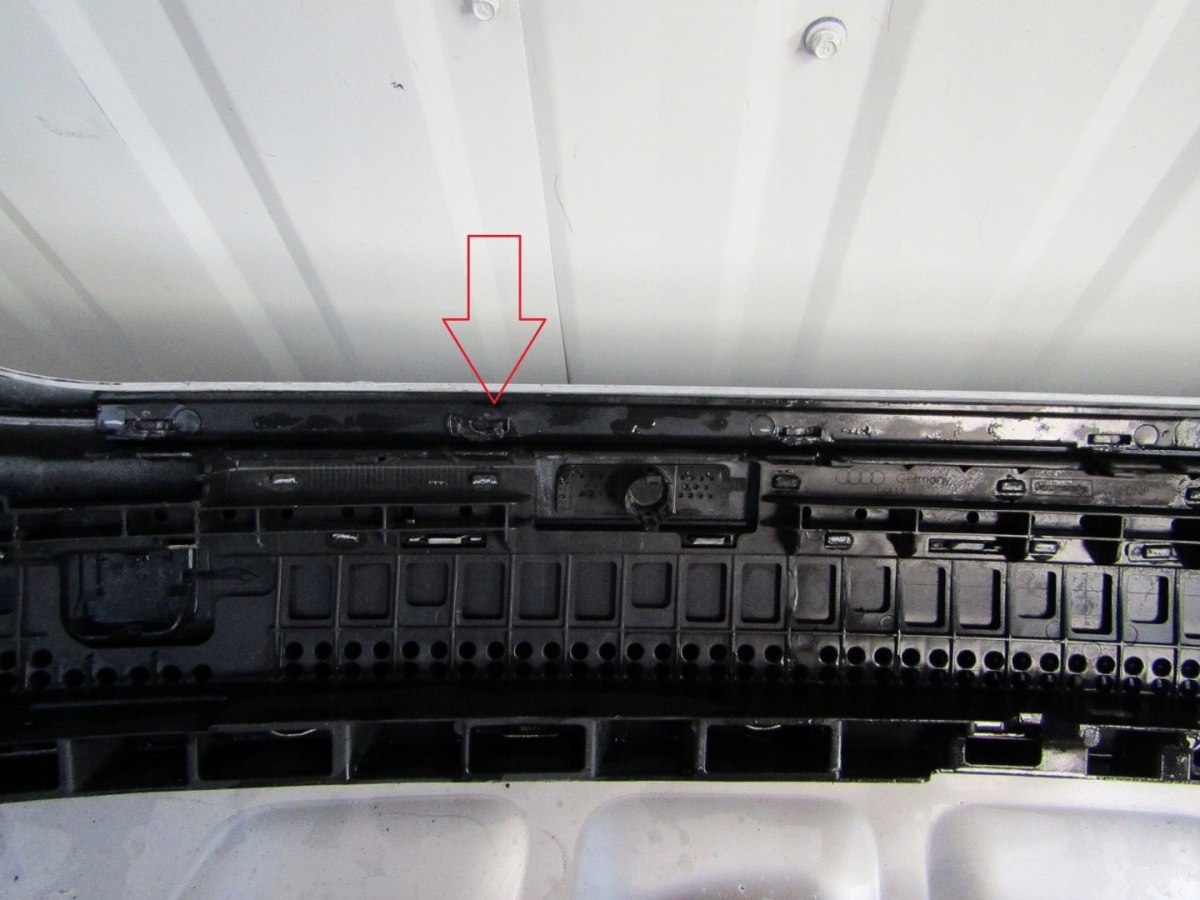 Zadnji branik AUDI A6 C7 4G9 ALLROAD 11-14