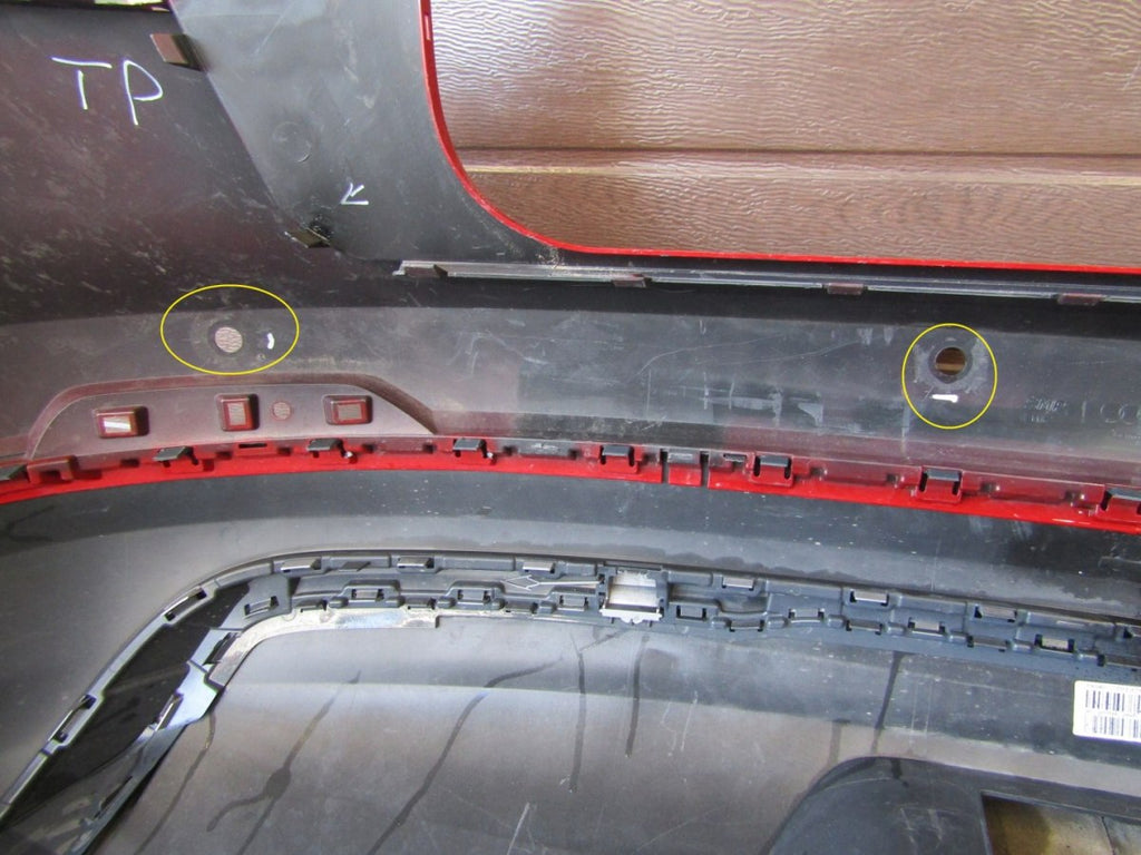 Zadnji branik AUDI Q2 81A S-LINE 16-