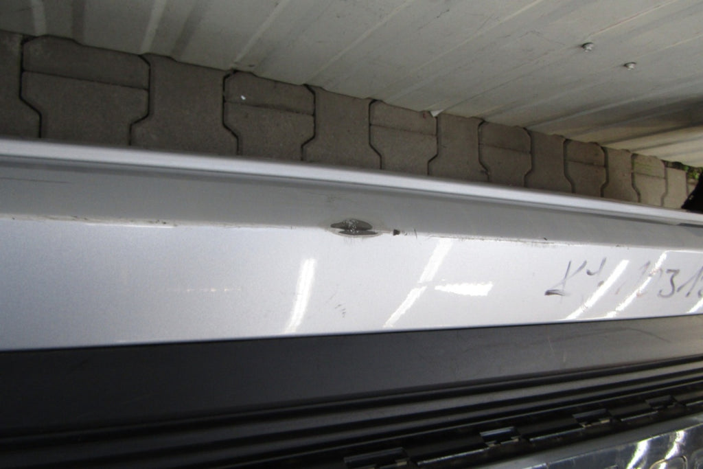 Zadnji branik AUDI Q4 E TRON 89A 21-