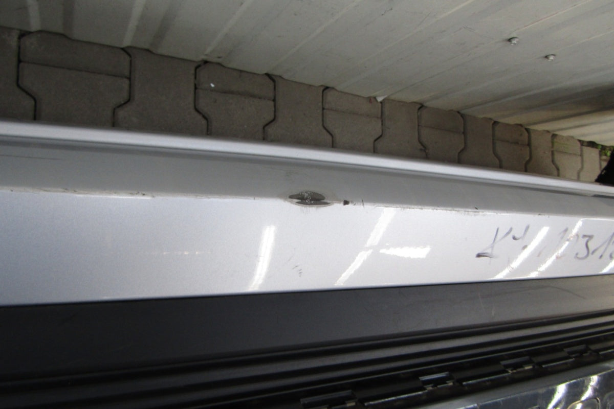 Zadnji branik AUDI Q4 E TRON 89A 21-
