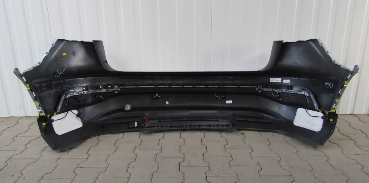 Zadnji branik AUDI Q4 E TRON 89A 21-