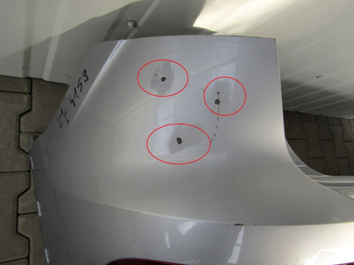 Zadnji branik AUDI Q4 E TRON 89A 21-