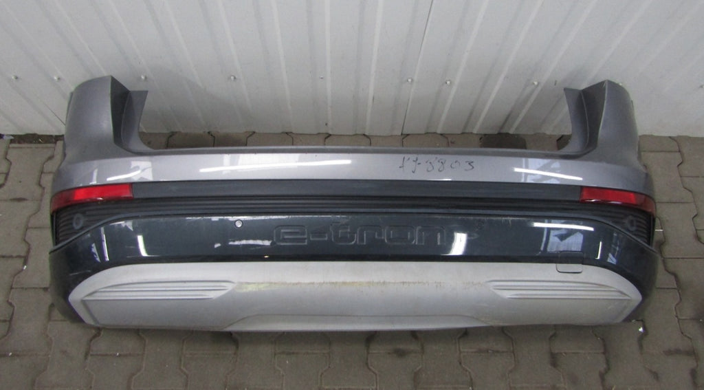 Zadnji branik AUDI Q4 E TRON 89A 21-