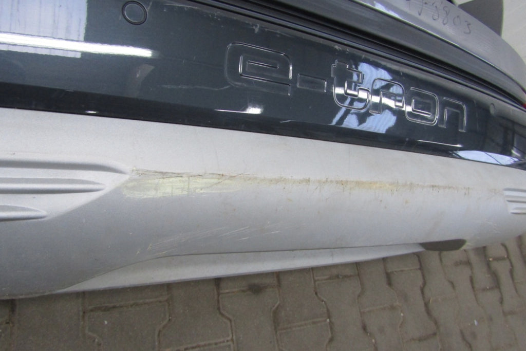 Zadnji branik AUDI Q4 E TRON 89A 21-