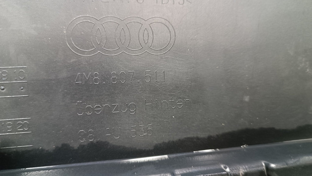 Zadnji branik Audi Q8 S LINE S-Line 4M8 18-24
