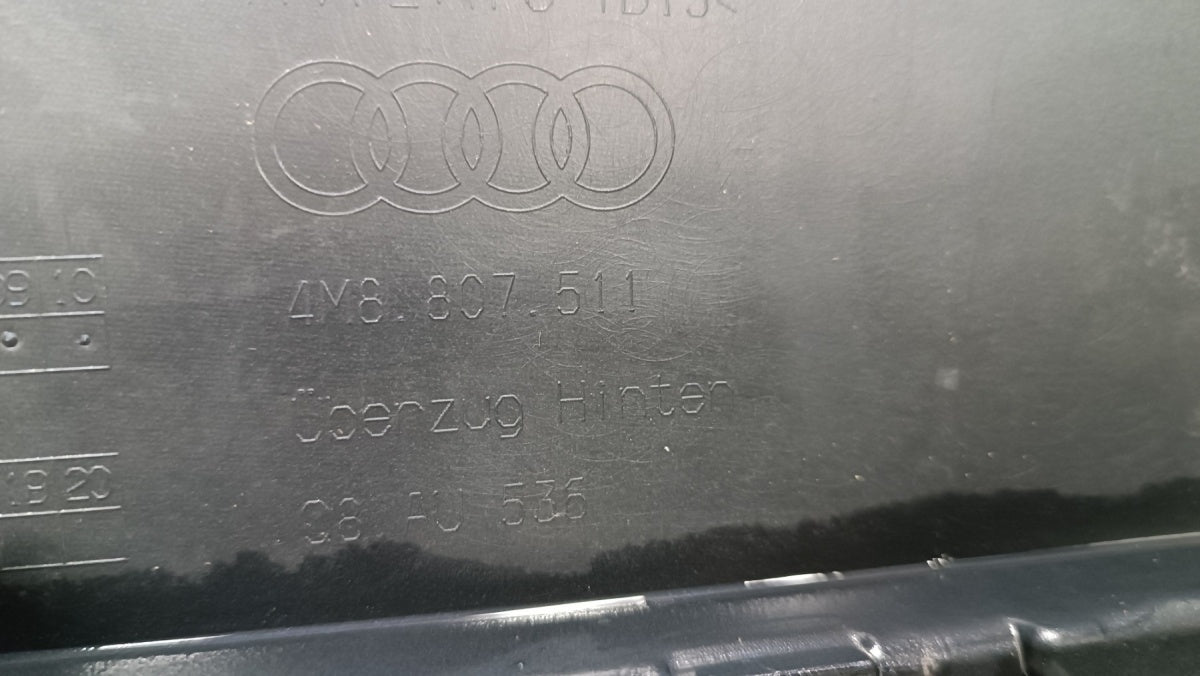 Zadnji branik Audi Q8 S LINE S-Line 4M8 18-24