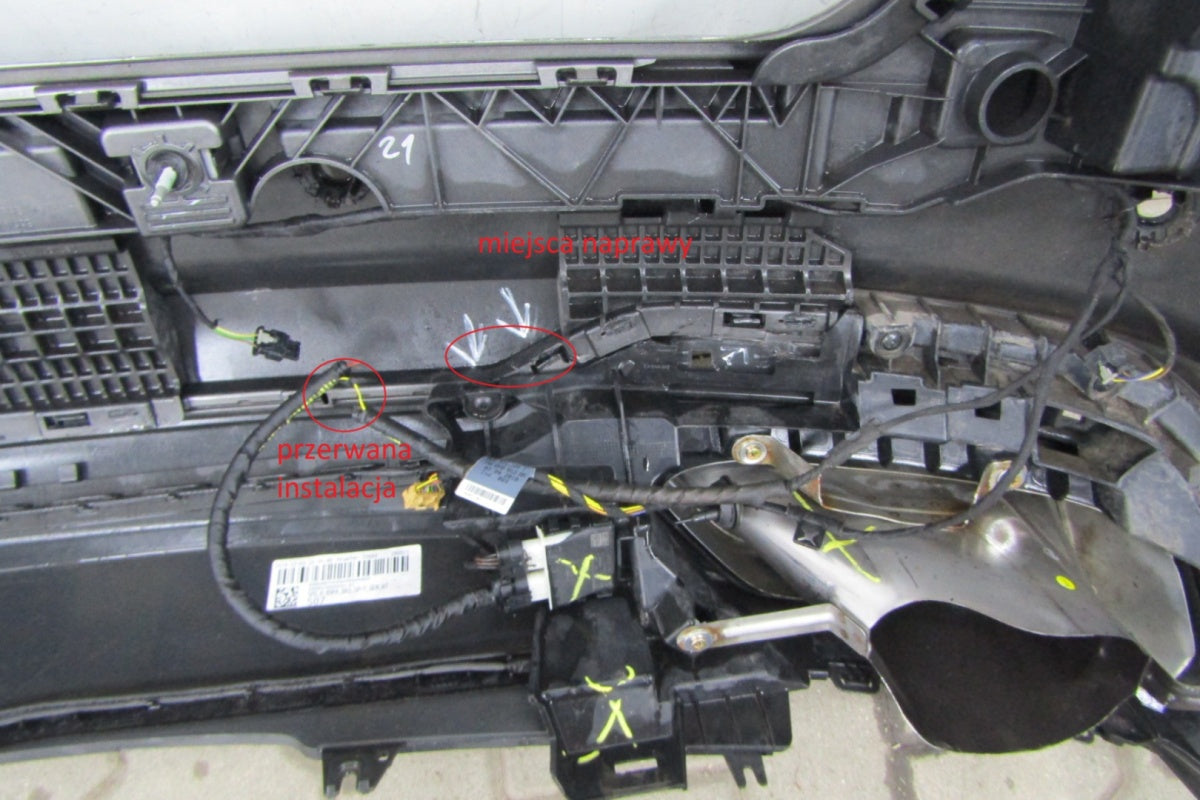 Zadnji branik Audi A4 B9 8W5 Sedan LIFT 19- PDC