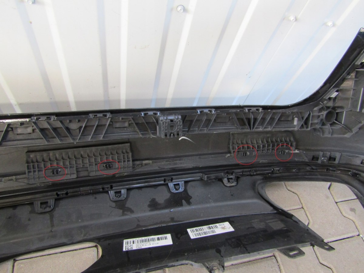 Zadnji branik Audi A4 B9 8W9 Kombi 15-19