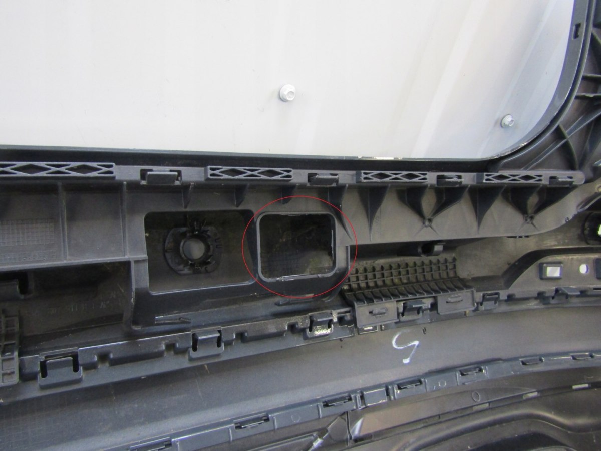 Zadnji branik Audi Q2 SQ2 81A 18-