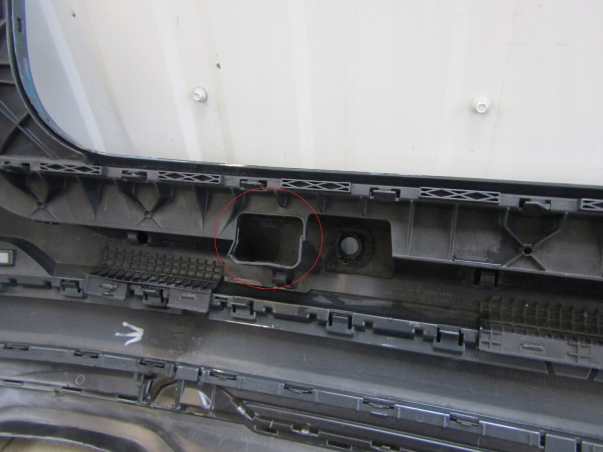 Zadnji branik Audi Q2 SQ2 81A 18-