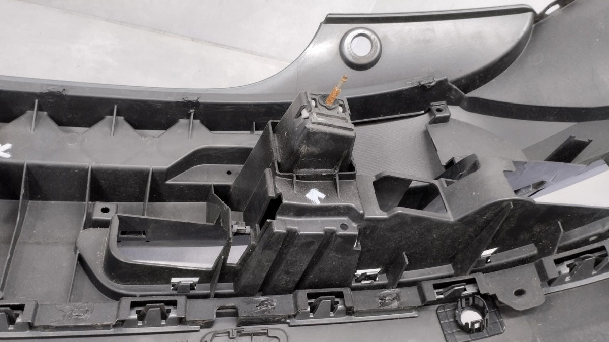 Zadnji branik Audi Q3 8U0 LIFT 14- 18