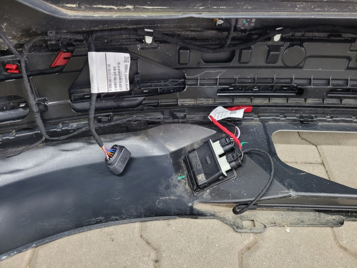 Zadnji branik VW PASSAT B9 3J0 KOMBI VARIANT 24-