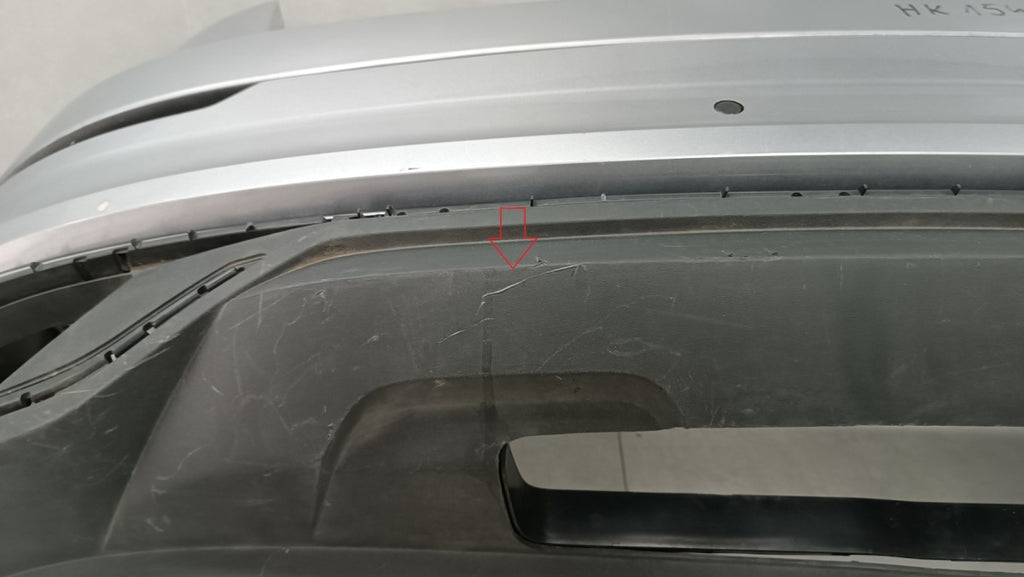 Zadnji branik Audi Q8 4M8 18-24 / + senzori + ster. klapy