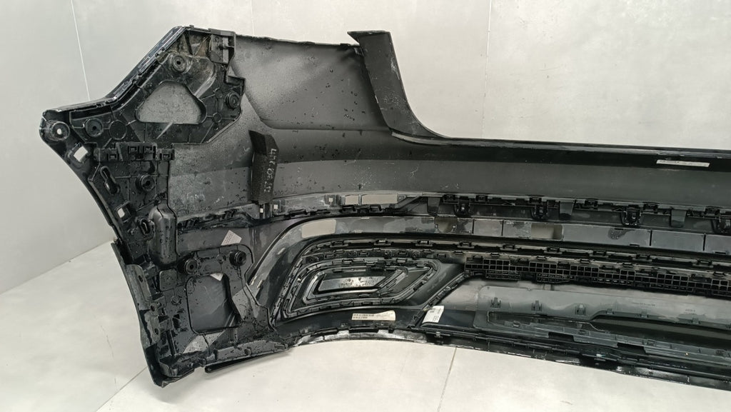 Zadnji branik Audi Q8 S LINE S-Line 4M8 18-24